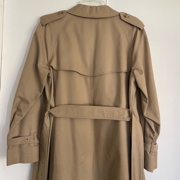 Vintage Burberry Coat - Picture 7 of 8